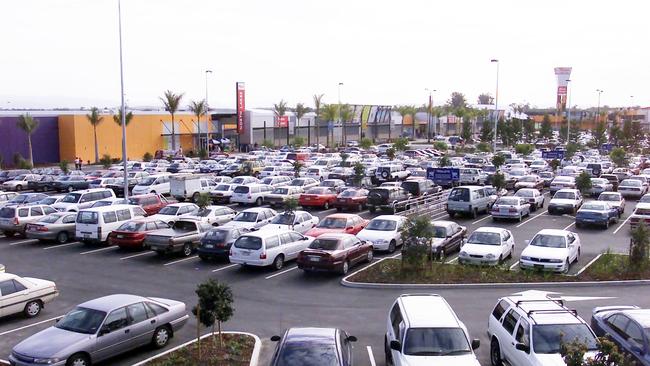 2003: Westfield's North Lakes Shopping Centre opening. Picture: Phil Norrish