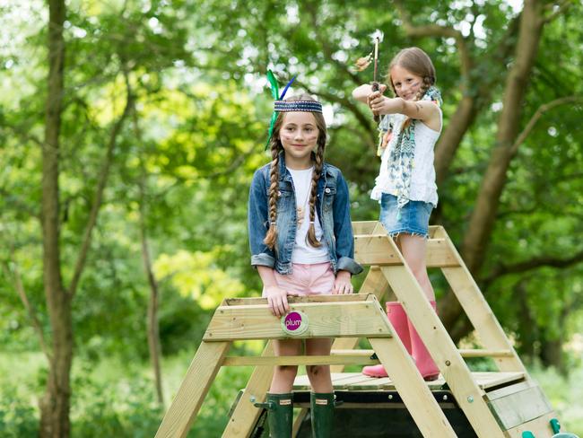 Nature is a great babysitter (almost as a good as a lively imagination).