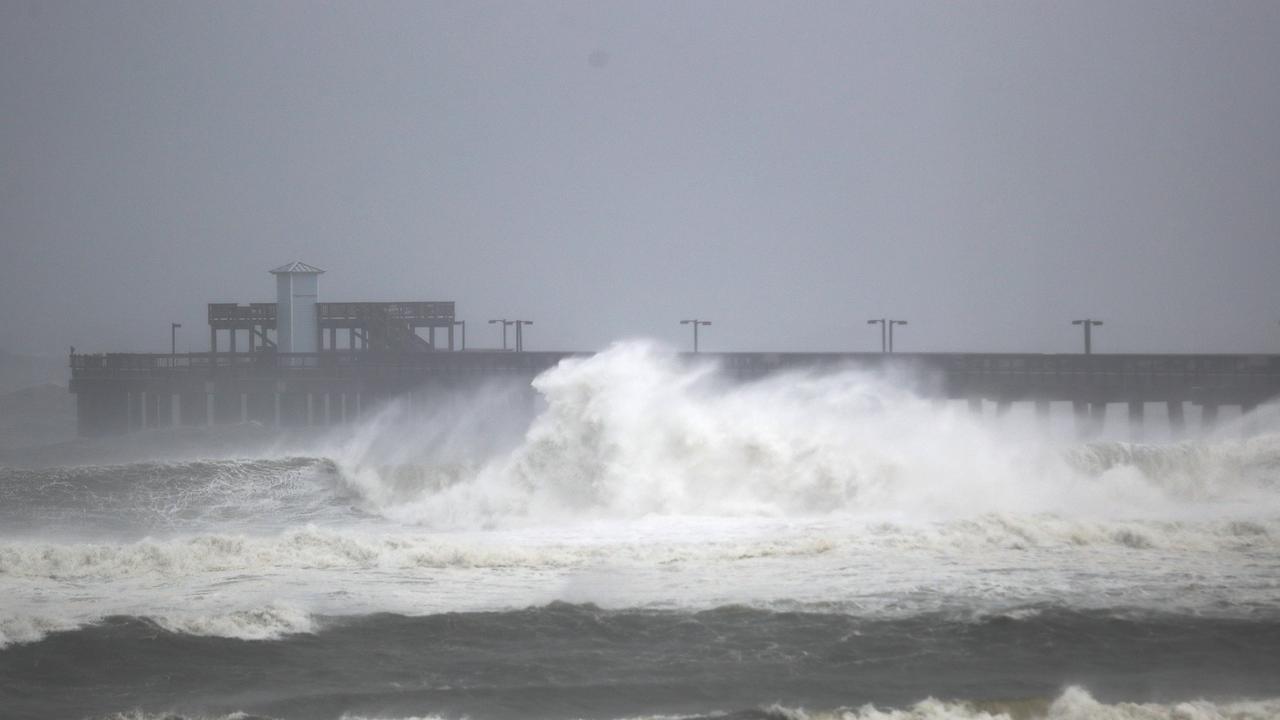 Hurricane Sally slams southerns US with fierce winds, pounding rains ...