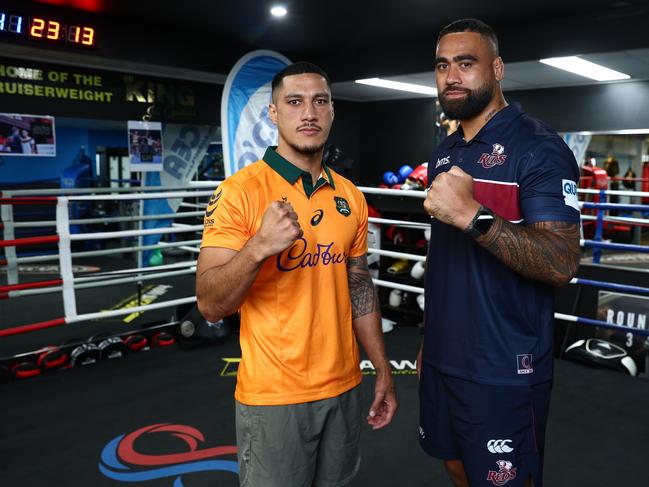 Jai Opetaia poses with Lukhan Salakaia-Loto during a training session. Picture: Getty Images for Rugby Australia