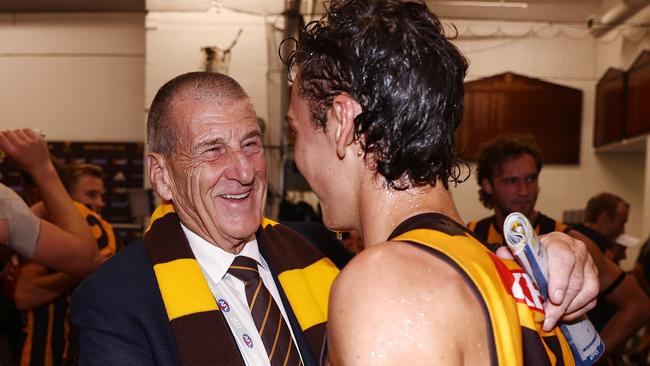 Calls are growing for Hawthorn president Jeff Kennett to depart now.