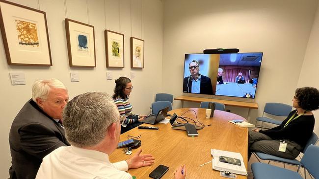 Senator Murray Watt received an urgent briefing from Australian Director of Biosecurity &amp; Chief Veterinarian. Picture: Murray Watt