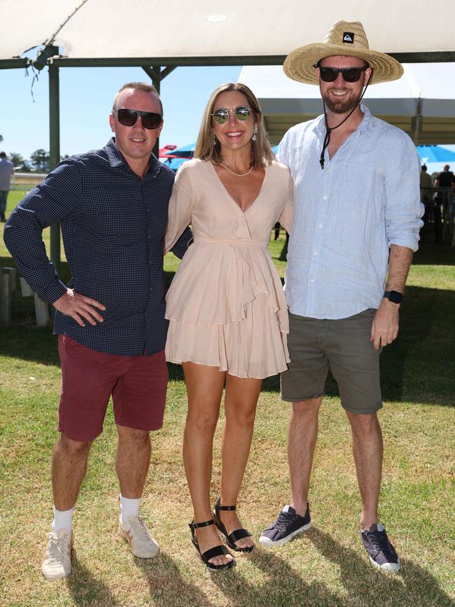 BAIRNSDALE, AUSTRALIA – MARCH 22 2024 Will Geisler, Amy Giesler and Paul Young attend the Bairnsdale Cup race day. Picture: Brendan Beckett