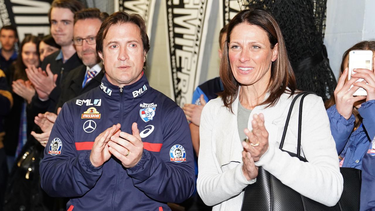 Luke Beveridge and wife Dana – pictured here in 2019 – spent almost a month 4-wheel driving the beaches of southern Queensland at the conclusion of th 2023 season. Picture: AAP Image/Scott Barbour