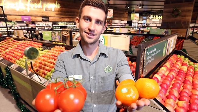 Woolworths has raised its estimate of staff underpayments. Picture: AAP Image/Richard Gosling.