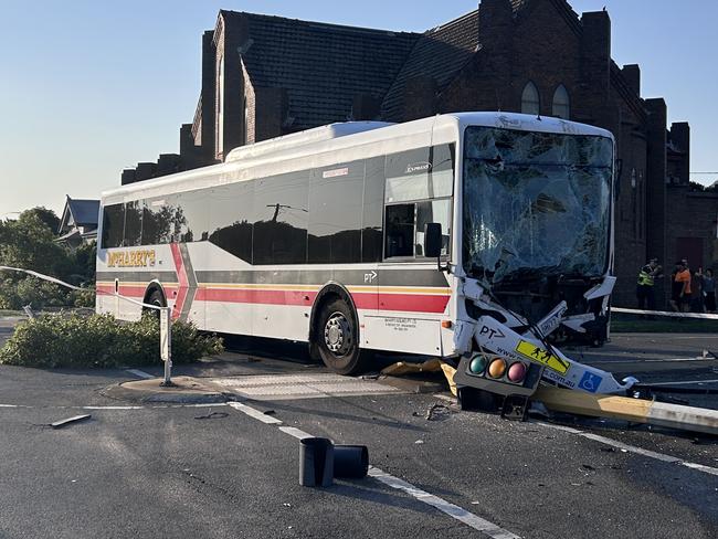 Ryrie St bus crash Geelong High School