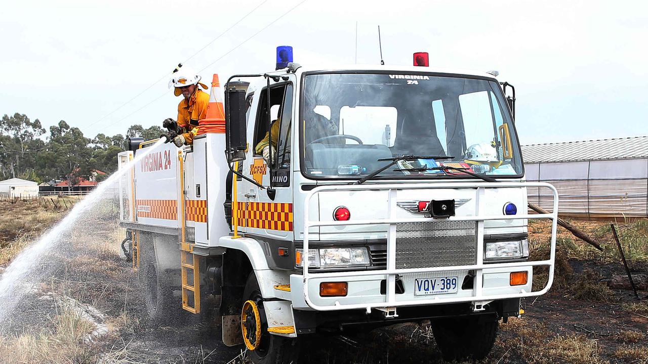 Residents warned to stay vigilant as fire in South-East burns on