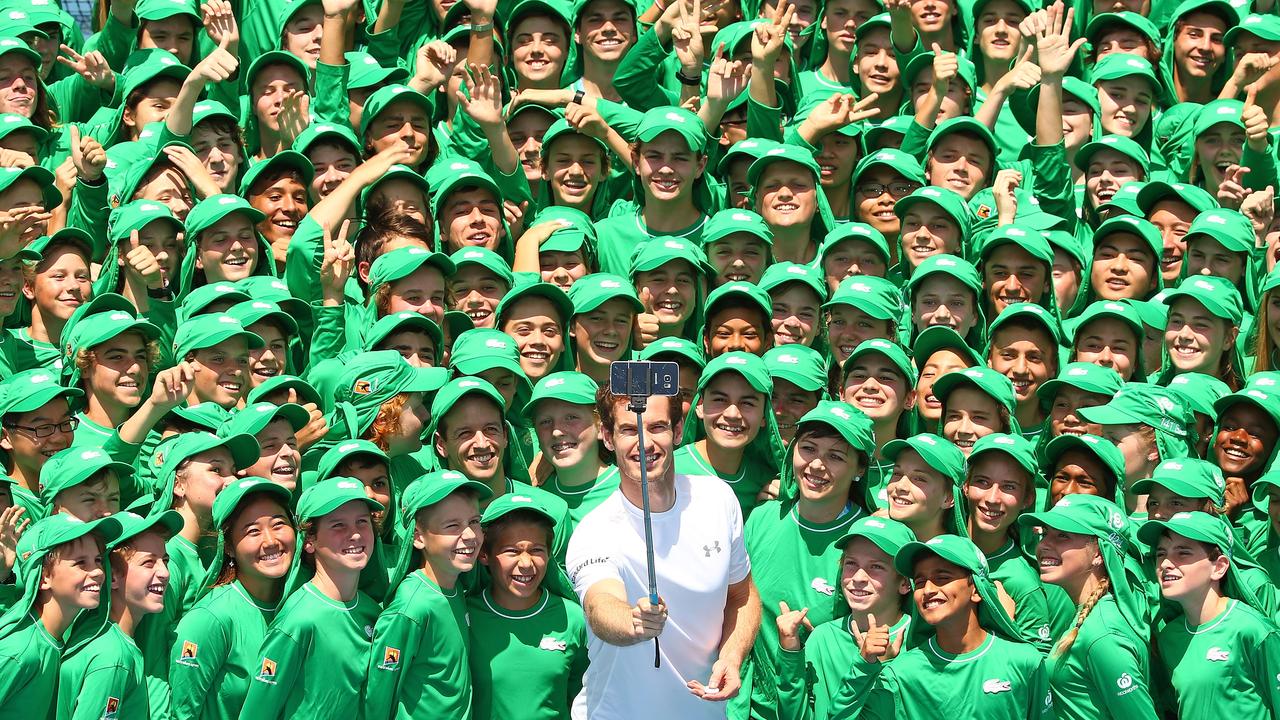 Murray with the ballkids in 2016. (Photo by Scott Barbour/Getty Images)