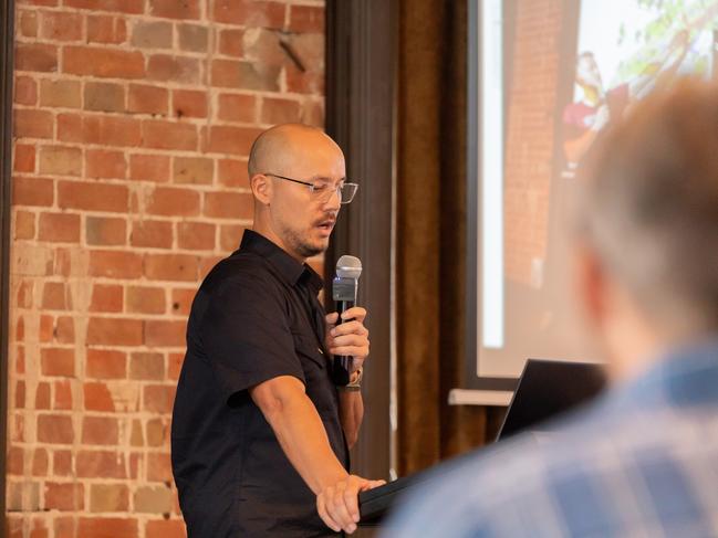 Architect and BES•Tville forum organiser Zammi Rohan addresses a large crowd to inspire the revitalisation of the Townsville CBD. Picture: Supplied.