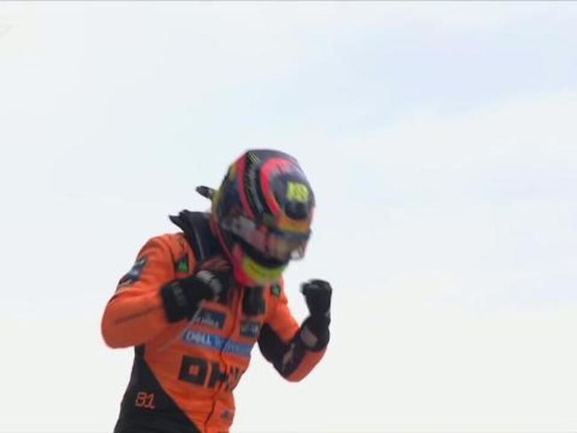 3 in a row! Piastri dominates in Miami