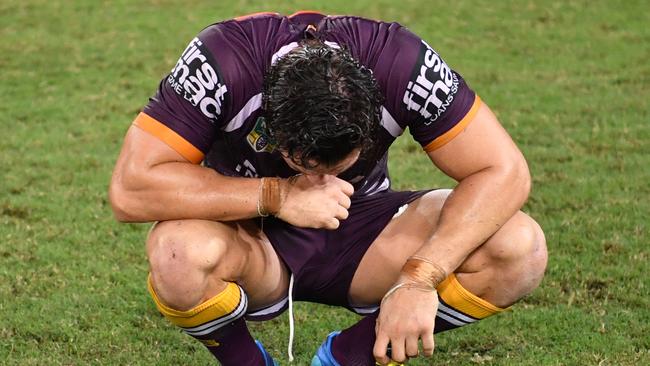 James Roberts needs to get involved more according to Justin Hodges.
