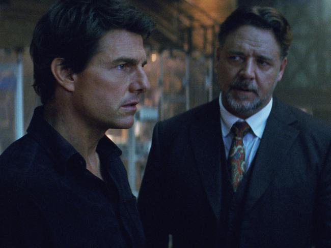 Tom Cruise and Russell Crowe in a scene from The Mummy. Universal Pictures.