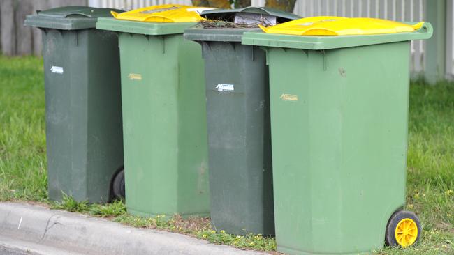 Garbage collection services have resumed in the Macedon Ranges.