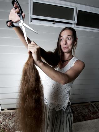 Geelong's real-life Rapunzel cuts hair for first time in 15 years to raise  money for Suicide Prevention Australia | Geelong Advertiser