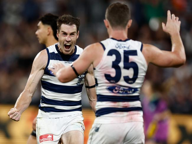 GEELONG, AUSTRALIA - MARCH 16: Jeremy Cameron (left) and Patrick Dangerfield of the Cats celebrate during the 2024 AFL Round 01 match between the Geelong Cats and the St Kilda Saints at GMHBA Stadium on March 16, 2024 in Geelong, Australia. (Photo by Michael Willson/AFL Photos via Getty Images)