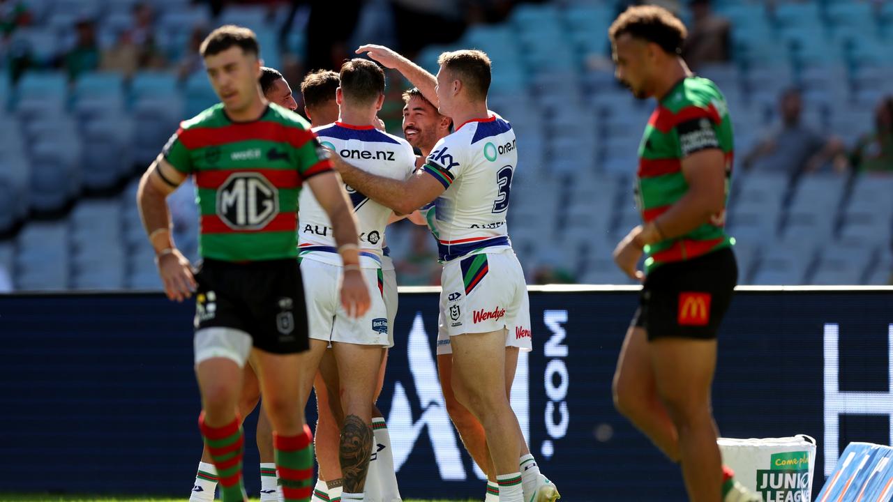 The Warriors celebrate a try to Shaun Johnson in their rout of the Bunnies. (Photo by Mark Metcalfe/Getty Images)