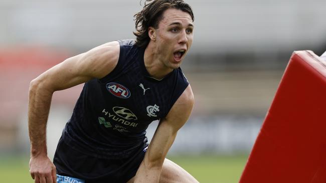 NCA. MELBOURNE, AUSTRALIA. August 31,   2024. AFL . Carlton training at Princes Park.  Oliver Hollands of the Blues during todays training session   . Pic: Michael Klein