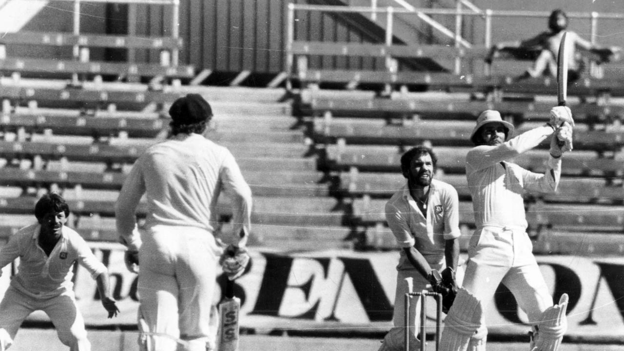 Greg Chappell pulls late in his career - he averaged a remarkable 69 for his state.