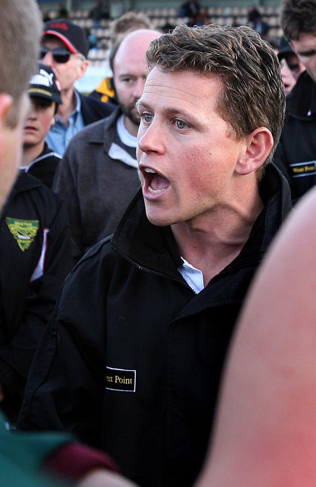 Bolton coaching the Tassie Devils in the VFL.