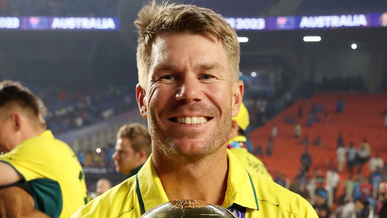 David Warner has right to decide Test cricket retirement, says Darren ...