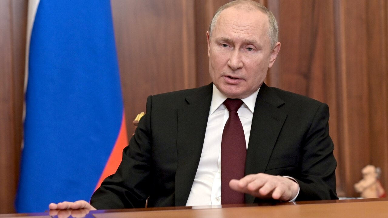 Un nouveau rapport affirme que la santé de Vladimir Poutine est défaillante alors que le président russe se plaint de “douleurs douloureuses” avant des réunions cruciales