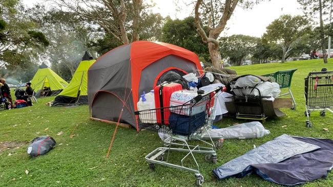 Long term homeless are packing up their belongings and moving from Carey Park at Southport after being given final warnings from the Gold Coast City Council.