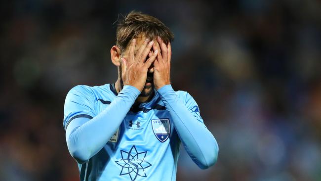 SYDNEY, AUSTRALIA - NOVEMBER 17: Milos Ninkovic of Sydney FC reacts after a shot at goal during the round 6 A-League match between Sydney FC and Melbourne Victory at Netstrata Jubilee Stadium on November 17, 2019 in Sydney, Australia. (Photo by Cameron Spencer/Getty Images)