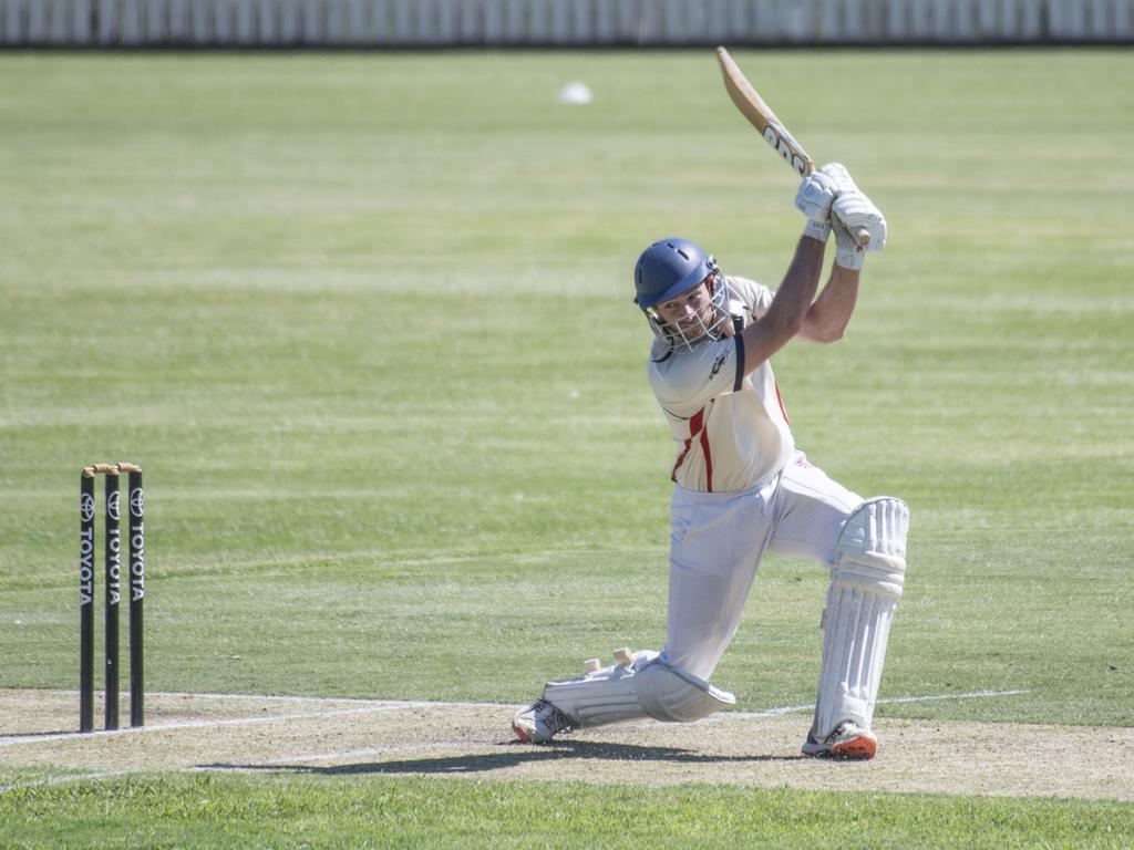 Kyle Tonkin bats for Met Easts.