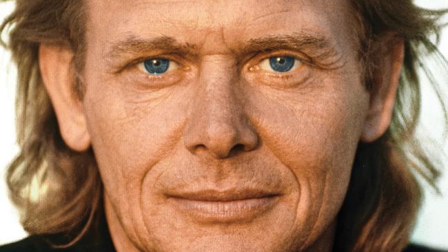 The long-awaited memoir from Australia’s greatest and most beloved music icon, ‘The Voice’ John Farnham will be released in November.