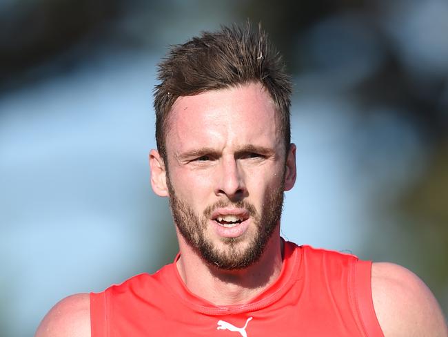 Peninsula league: Mt Eliza v Edi-Aspendale at Emil Madsen Reserve. Mt Eliza #11 Justin Van Unen. Picture: Chris Eastman