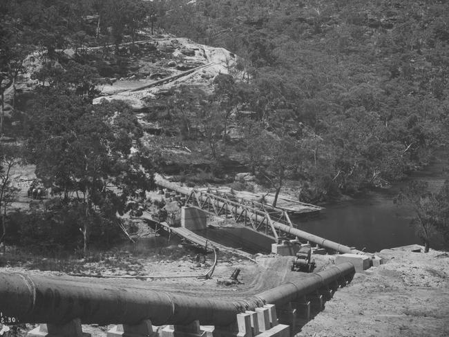 The Pymble-Warringah Main crossing Middle Harbour. Photo Manly, Warringah and Pittwater Historical Society