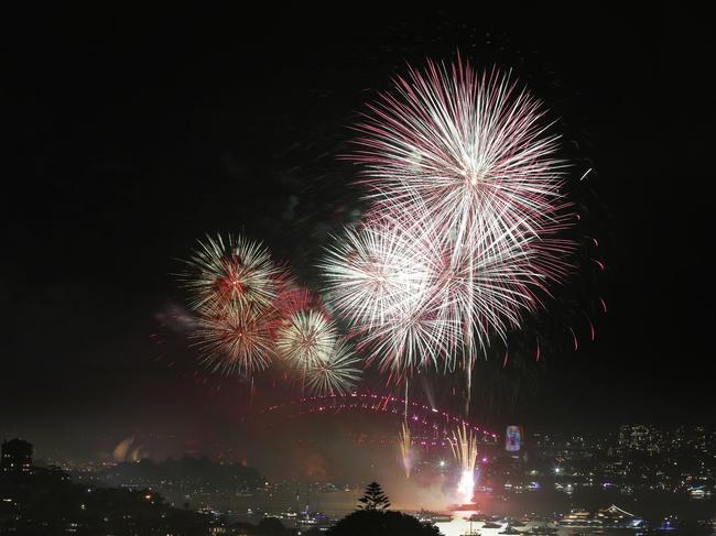The 9pm NYE Fireworks seen from Dover Heights Pictures: Toby Zerna