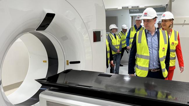 Richmond MP Justine Elliot and Health Minister Ryan Park check out the new hospital equipment. Picture: Savannah Pocock