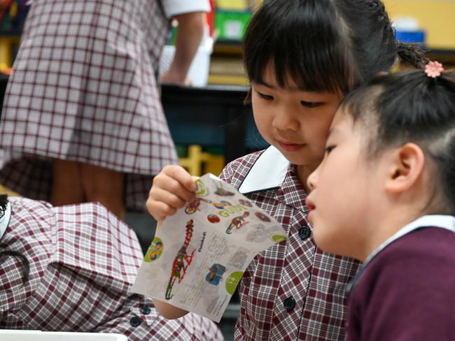 Girton Grammar Bendigo preppies Eva Song and Natalie Yang on their first day of school. Picture: Supplied.