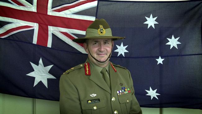 Peter Cosgrove after being announced Australian of the Year in 2001.