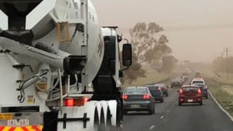 Dust over Western Melbourne this morning. Picture: Twitter/@Dr_luke_gahan