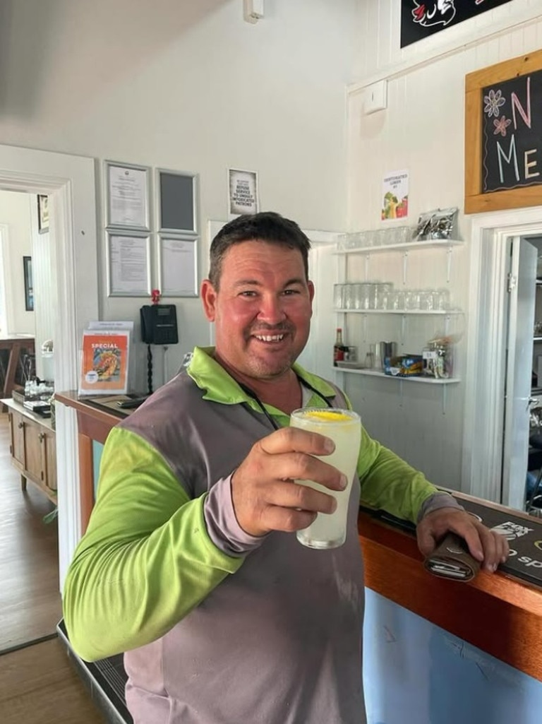 The Empire Hotel's regular patron 'old mate', enjoys a cold beverage at the front bar. Picture: The Empire Hotel.