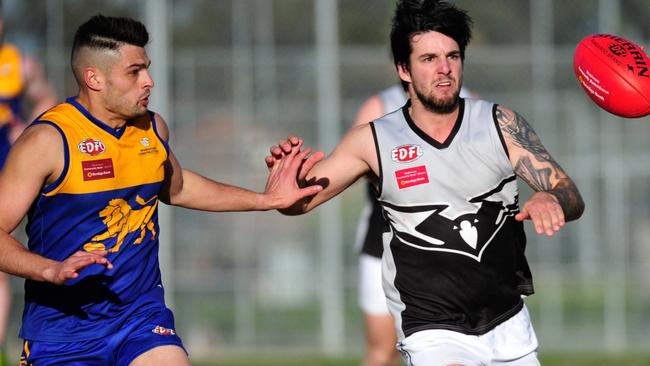 EDFL footy: Roxburgh Park v Taylors Lakes. Roxburgh Park Jay Barbera. Picture: Jamie Morey