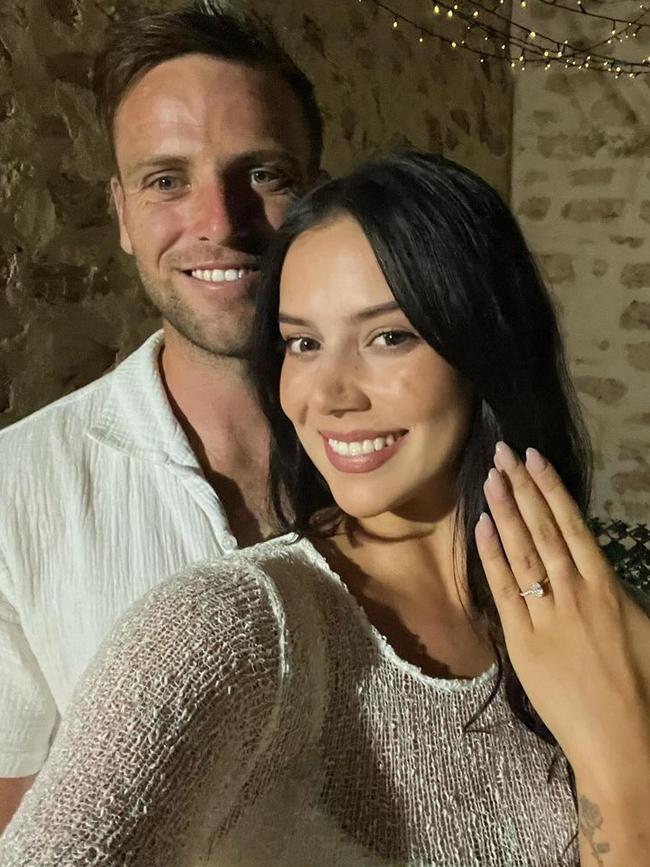 Veteran Crow Brodie Smith has announced his engagement to girlfriend Lisa McCarthy. Picture: Instagram