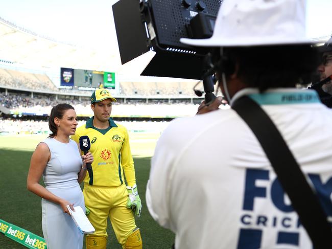 PERTH, AUSTRALIA - NOVEMBER 04: Alex Carey of Australia is interviewed by Fox Cricket reporter Neroli Meadows during game one of the Gillette One Day International series between Australia and South Africa at Optus Stadium on November 04, 2018 in Perth, Australia. (Photo by Ryan Pierse/Getty Images)