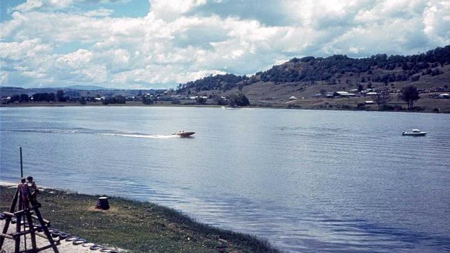 GOOD OLD DAYS: The Lismore Lake in its heyday in 1976. Picture: Facebook