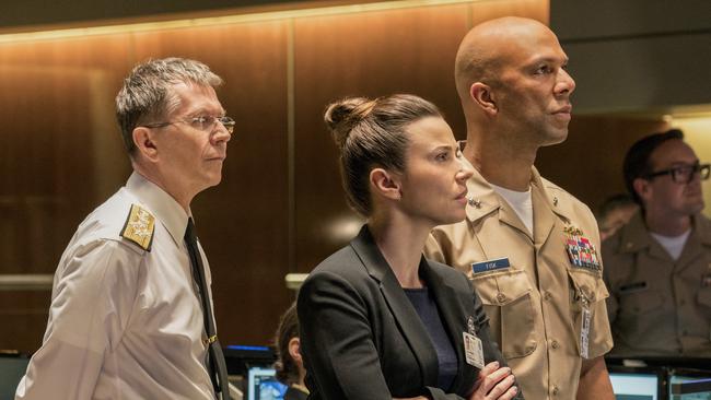 Gary Oldman, from left, Linda Cardellini and Common in a scene from ‘Hunter Killer’. Picture: Chris Raphael/Lionsgate