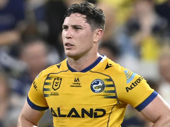 TOWNSVILLE, AUSTRALIA - SEPTEMBER 23:  Mitchell Moses of the Eels looks on during the NRL Preliminary Final match between the North Queensland Cowboys and the Parramatta Eels at Queensland Country Bank Stadium on September 23, 2022 in Townsville, Australia. (Photo by Ian Hitchcock/Getty Images)