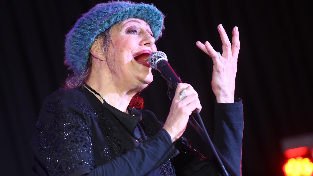 What Was Renée Geyer? Australian Singer Dies At 60 