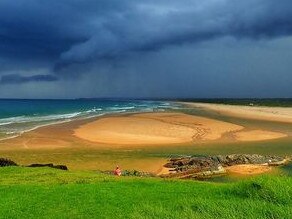 Thanks to Bronwyn Hawkes for this shot of Bonville Headland. Coffs cover image.