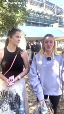 'I spent $600': Melbourne's Swifties swarm