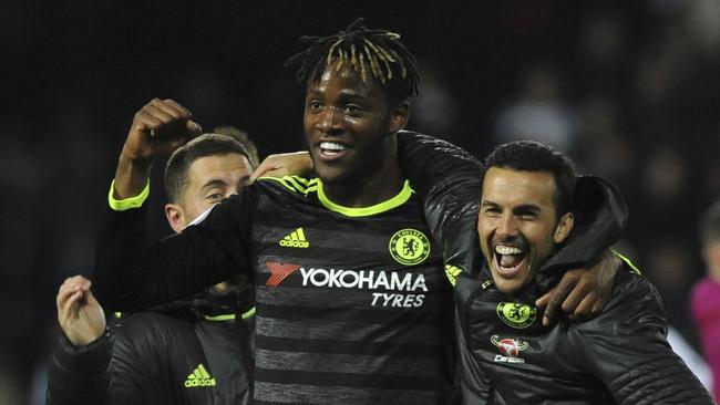 Chelsea's Michy Batshuayi (L).