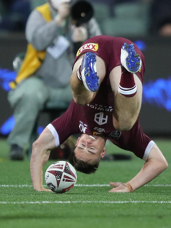 QLD's Alexander Brimson scores a try. Picture: Brett Costello