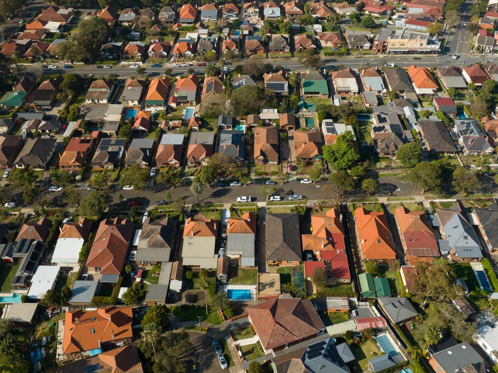 Aussie home prices have hit a new peak, according to the latest PropTrack Home Price Index. Picture: NCA NewsWire / Max Mason-Hubers