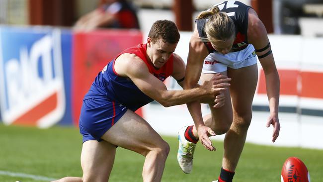 Hugh NJ Williams of North Hobart Demonsand Liam Meagher of the Lauderdale Bombers at North Hobart Oval. Picture: MATT THOMPSON